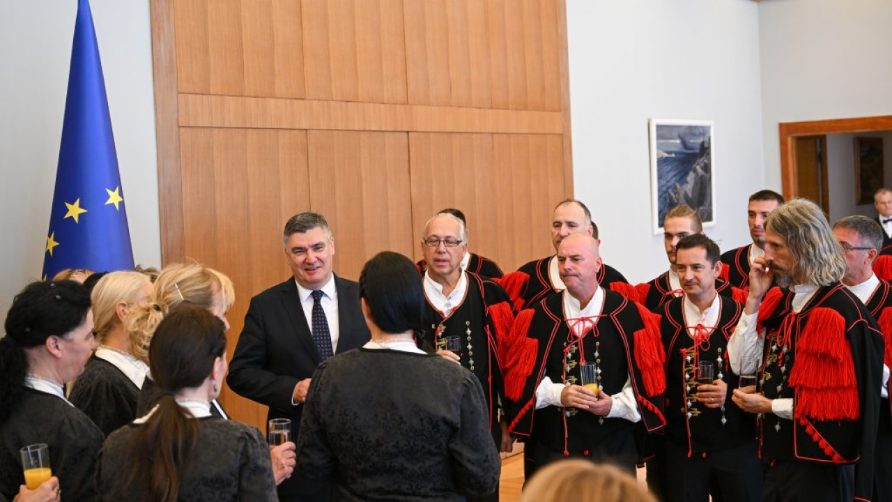 Šibenski 'Kolaši' u posjetu predsjedniku Milanoviću