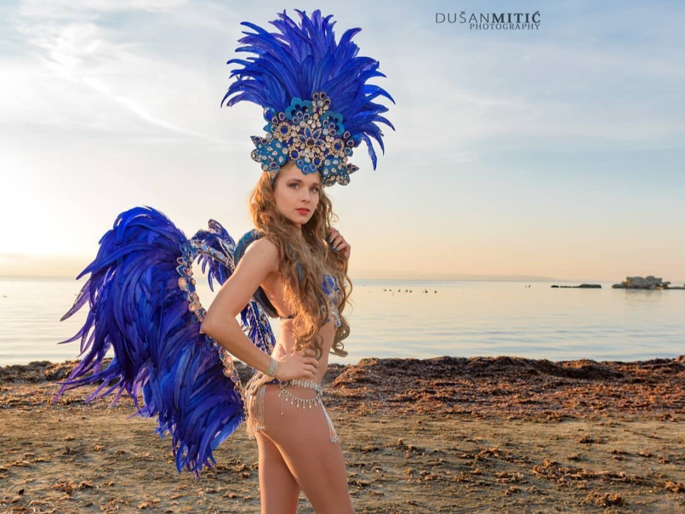 Ne propustite performans atraktivne Poline Mytko u Mozartu!