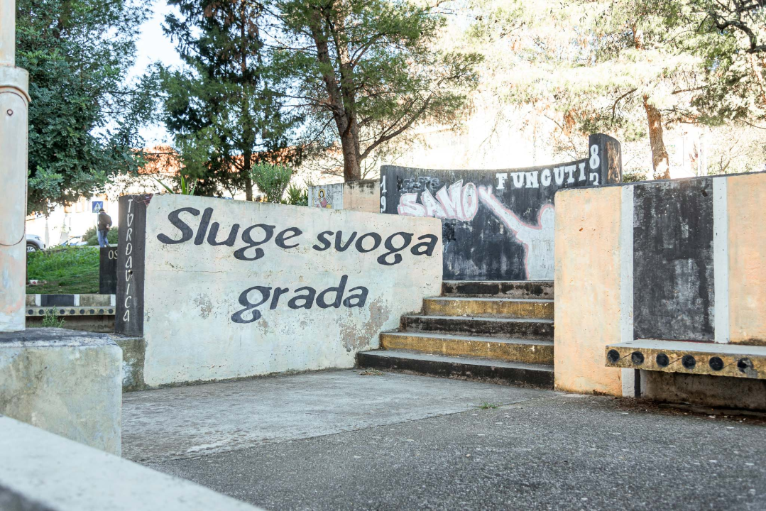 Šibenik diše narančasto: Kvartovi postaju galerije za navijačku umjetnost (2. dio)