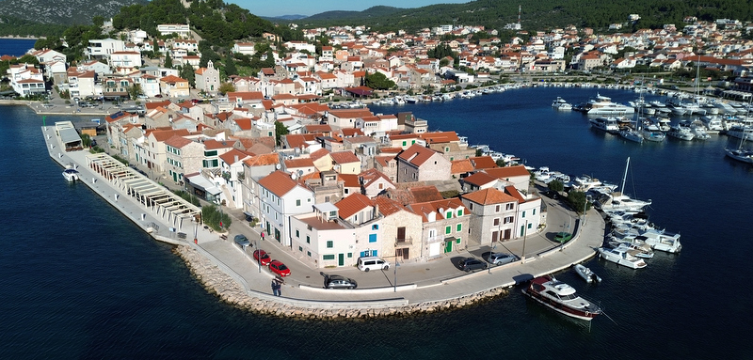 Lučka uprava zatvara uspješnu godinu: U Tribunju svečano otvorenje Donje rive