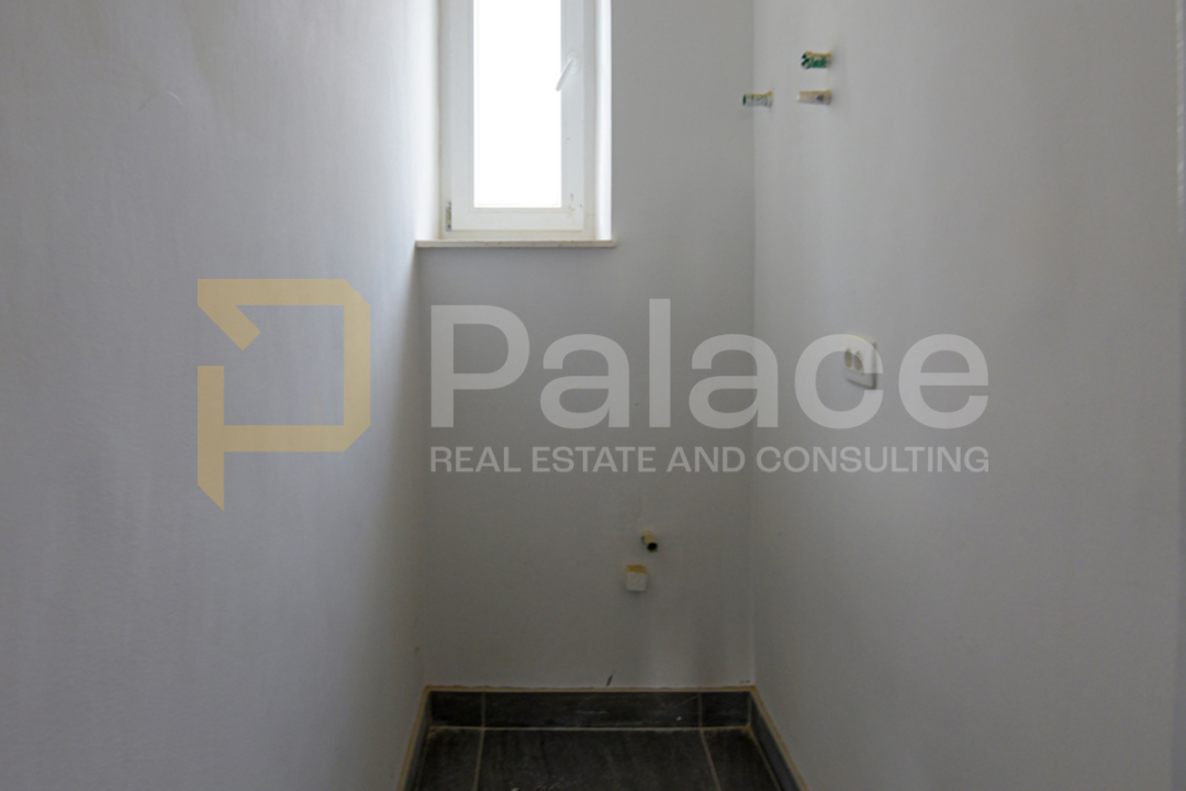 Agencija Palace: Prodaje se dvosoban stan na odličnoj lokaciji 