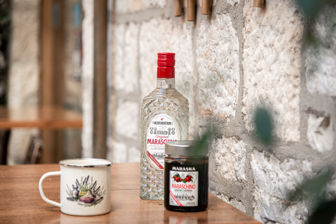 Zima u Vintage Baru: Uživajte u toplim koktelima i kreativnom programu 