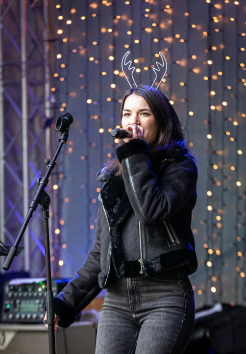 Top Show Band Cabaret zagrijava Šibenčane u parku