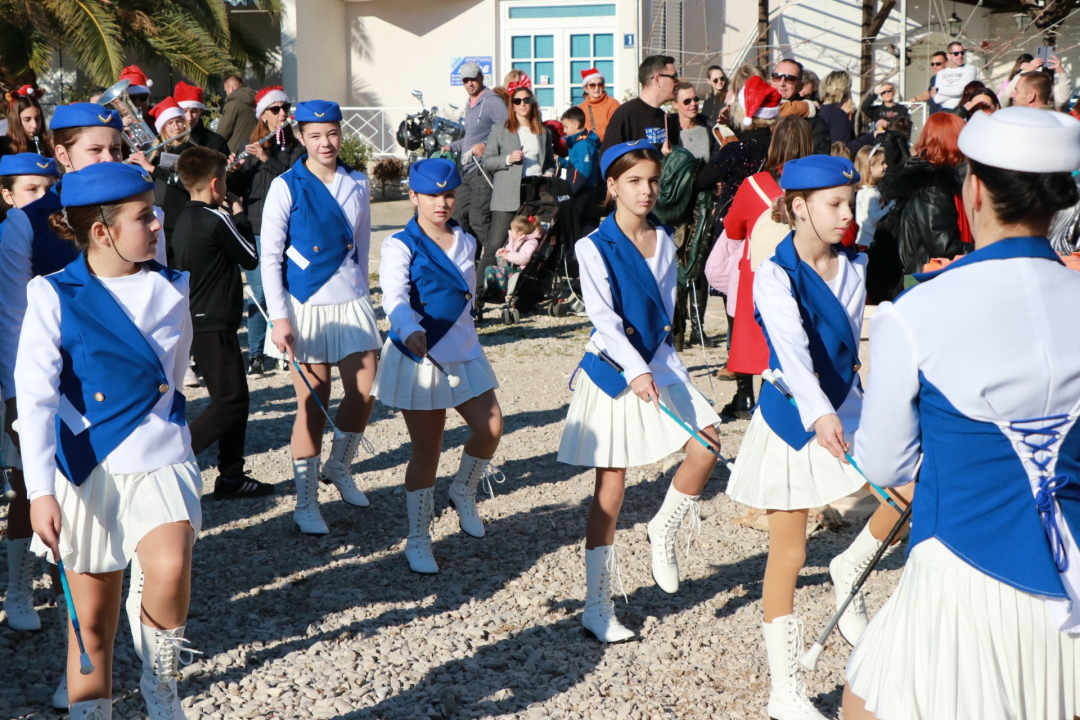 Primošten je glasno i veselo danas ispratio staru godinu 