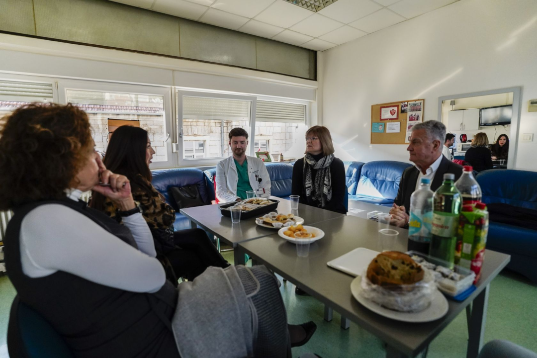 Gradonačelnik Burić obišao dežurne službe: Novogodišnja noć protekla mirno, bez većih intervencija