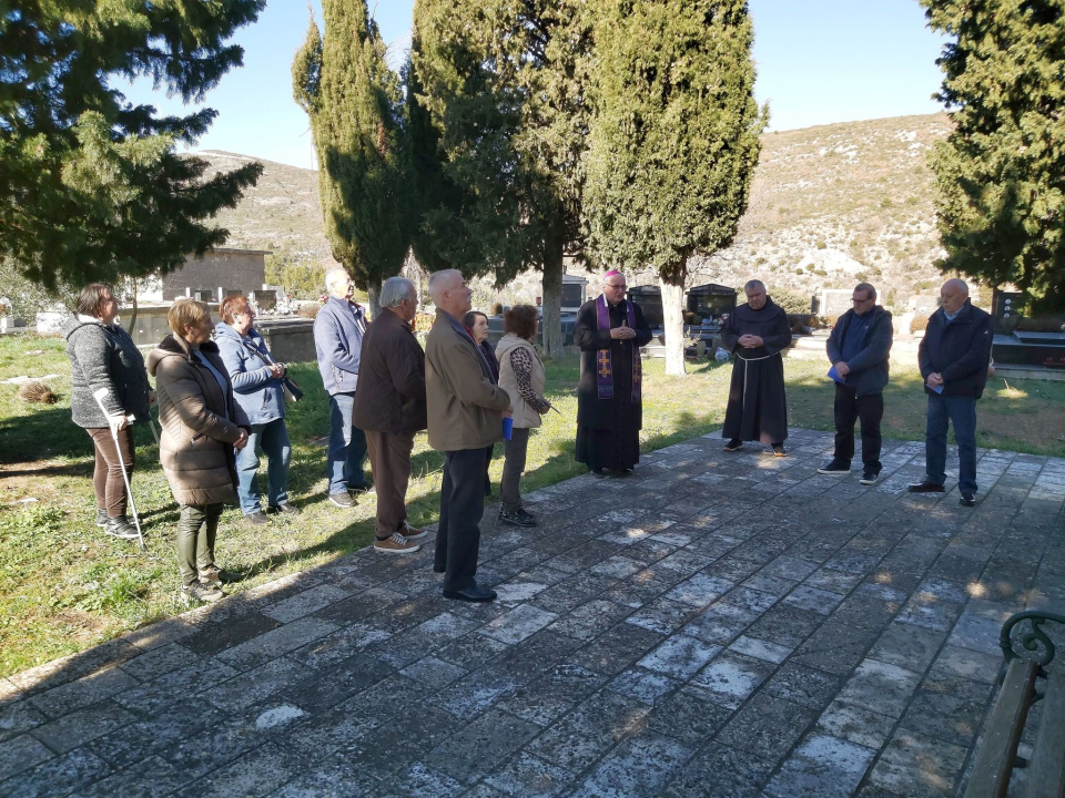 Biskup obišao župu Danilo