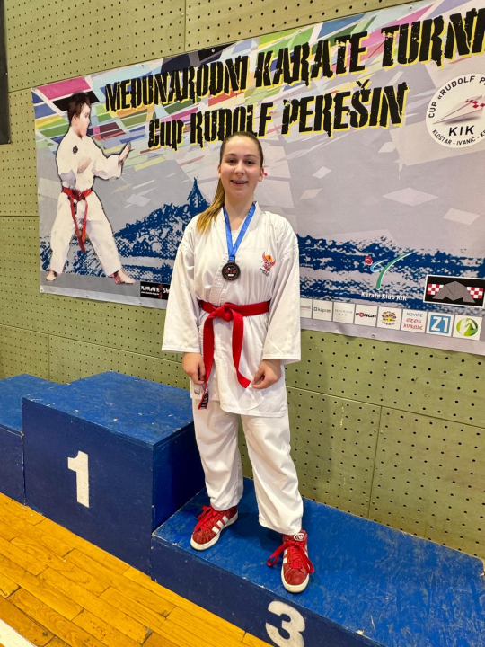 FOTO: Karataši Phoenixa uspješni na turniru u Križu, klub najbolji u borbama, drugi ukupno