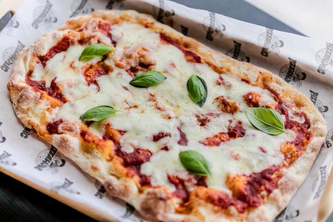 FOTO U Pizzaholicu probajte rimsku pinsu i al taglio jer hrskavost mijenja pravila!