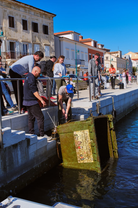 Članovi zlarinske 'Tatavake' sudjelovali u velikoj ekološkoj akciji Instituta Plavi svijet