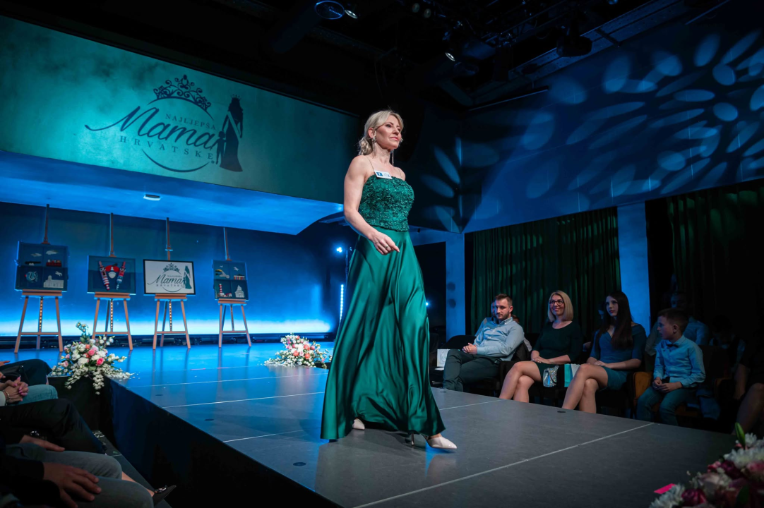 FOTO Šibenčanka Petra Nižić proglašena najljepšom mamom Hrvatske