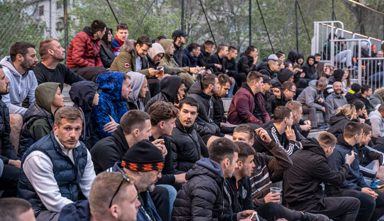 FOTO: Ekipa Van grada osvajač funcutskog rođendanskog turnira, Jurasi zapalili najviše pirotehnike