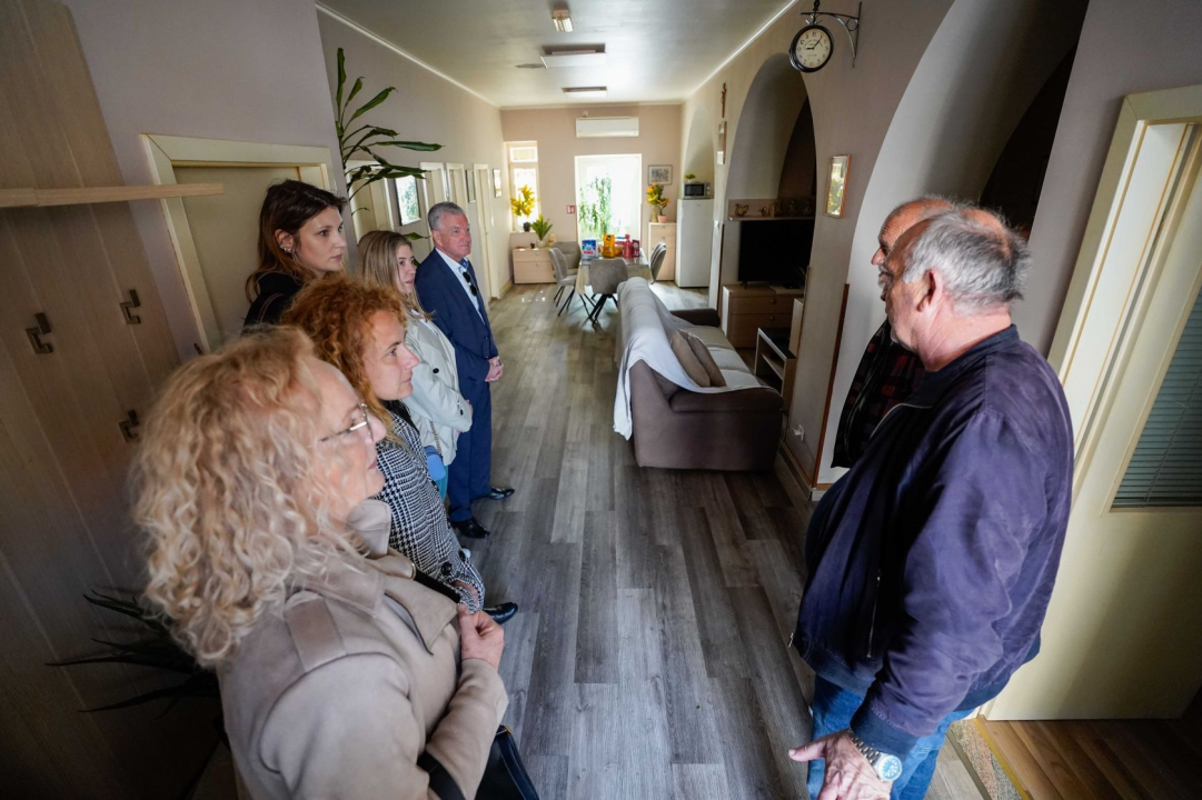 Grad Šibenik osigurao uskrsne pogače za korisnike Pučke kuhinje: 'Njegujemo partnerski odnos i suradnju'