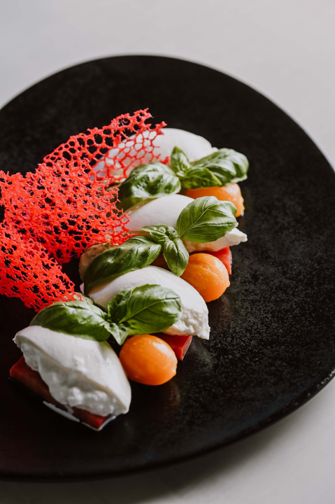 FOTO: Uskrsna večera u Nomadu: Tri slijeda i glazbena poslastica uz Baby Kate