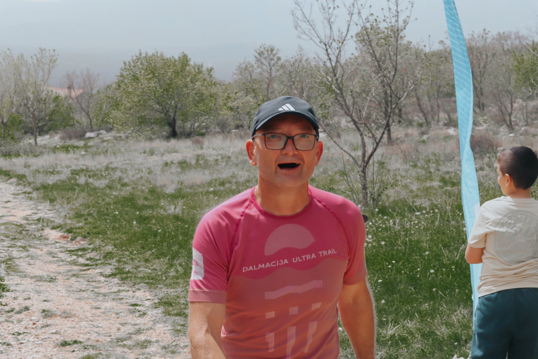 Sto trkača pokorilo Sinjal. Slavili Ante Pešić Golub i Ivana Vrvilo Baučić