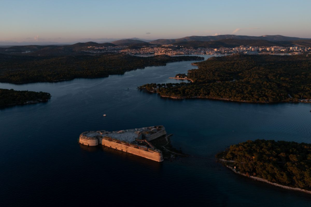 Glazba, priroda i baština isprepleli se u zelenoj Noći tvrđava u Kanalu sv. Ante i na Tvrđavi sv. Nikole
