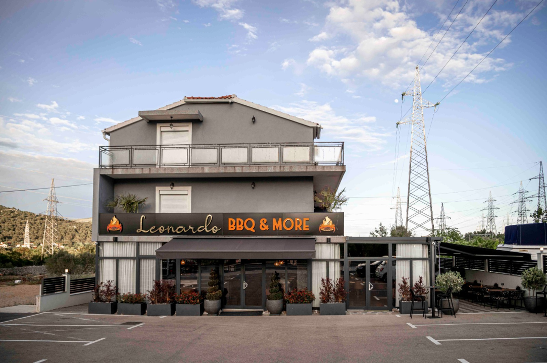 FOTO Uživajte u ugodnom ambijentu nove terase restorana Leonardo BBQ & More!