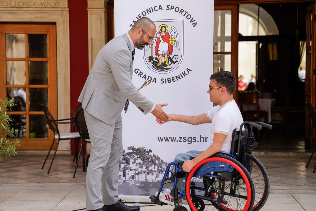 Mladi šibenski sportaši dobili priznanja i nagrade za uspjehe na nedavnim natjecanjima