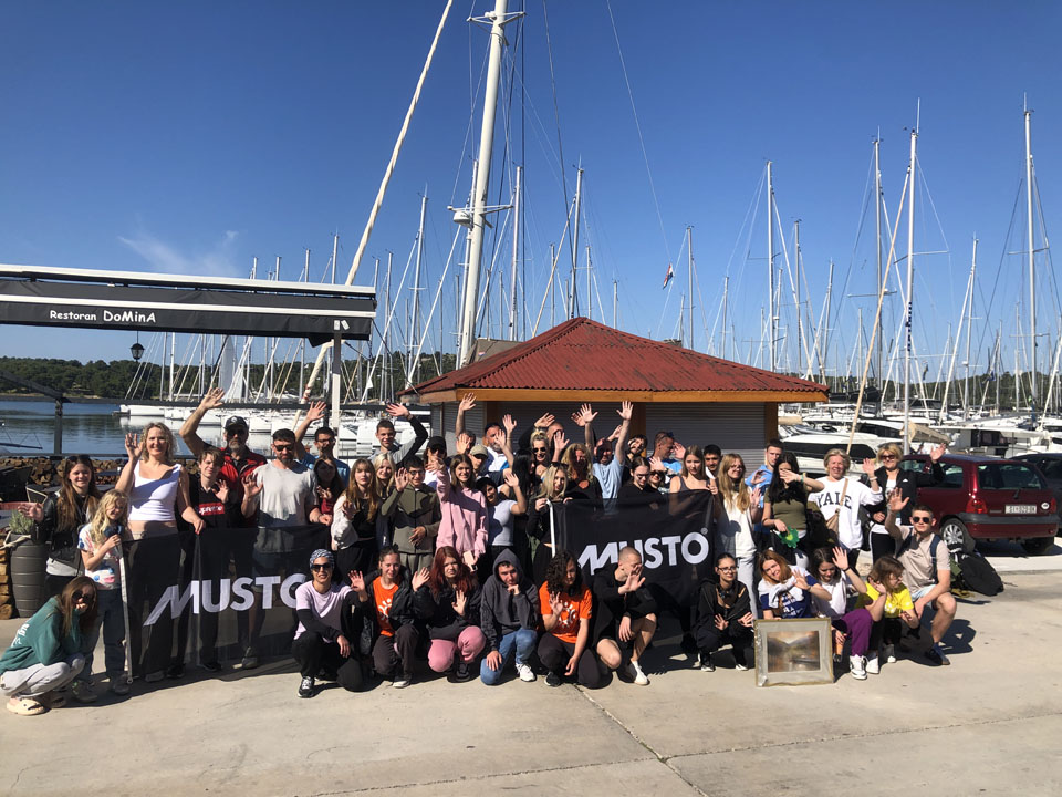 Djeca bez roditeljske skrbi uživala u jedrenju