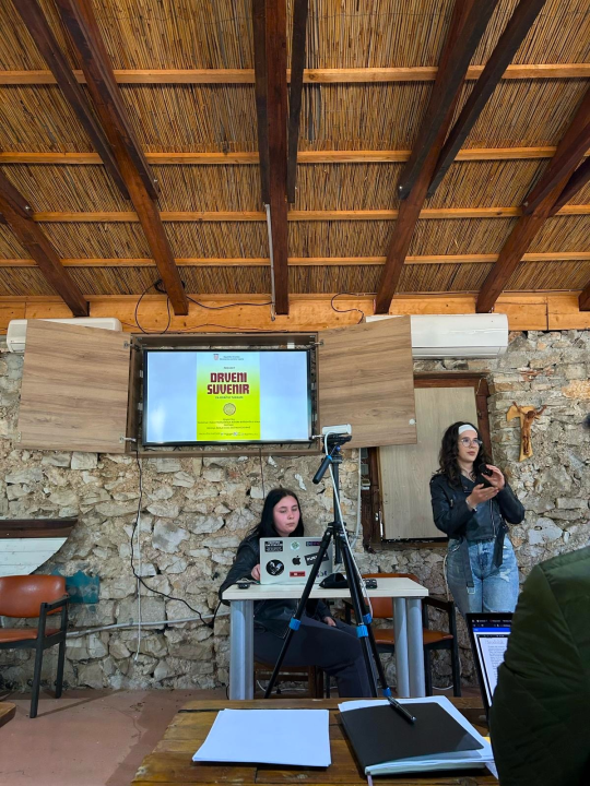 Učenici iz Drniša sudjelovali u stvaranju održive budućnosti na Krapnju