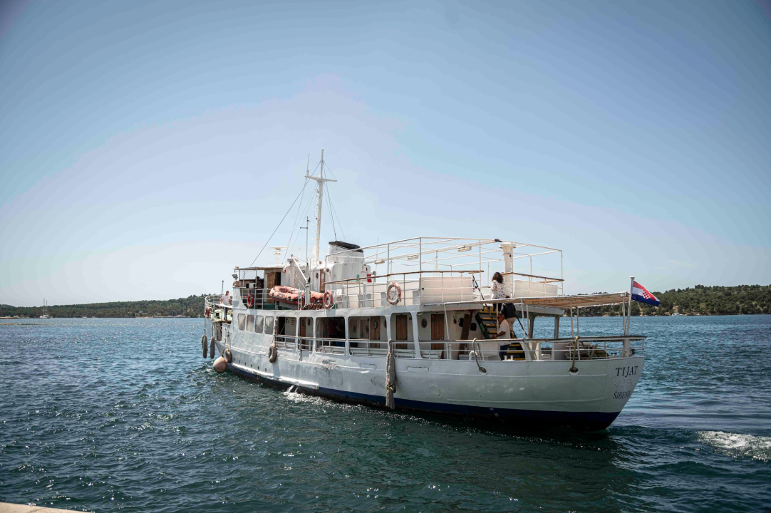 'Tijat' isplovio na probnu vožnju zbog certifikata: Župan Jelić prvi put na kultnom brodu