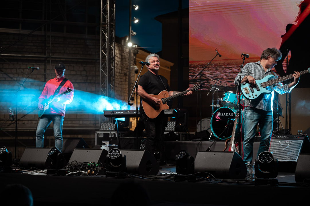 Gimazijalke i Dalmatino na Poljani 