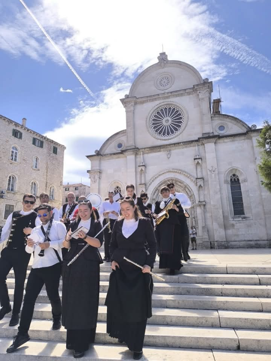 Šibenski glazbari prodefilirali gradom u povodu Dana državnosti