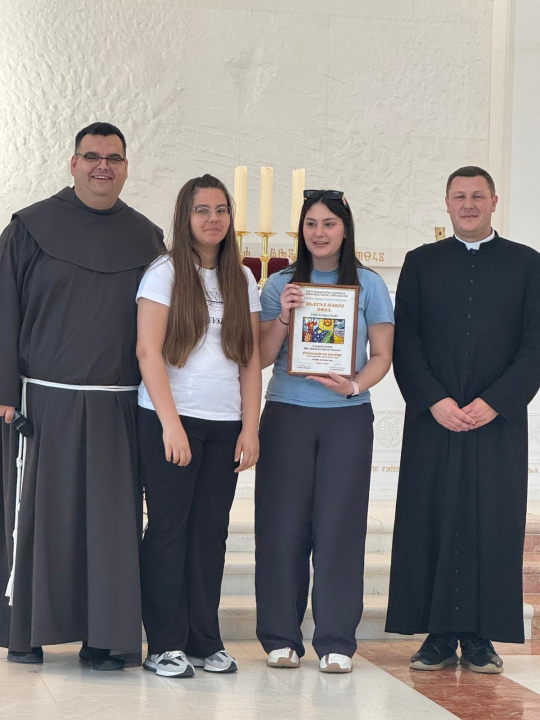 Dječji župni zborovi iz Murtera, Bilica, Knina i Šibenika nastupili na 'Zlatnoj harfi' u Udbini