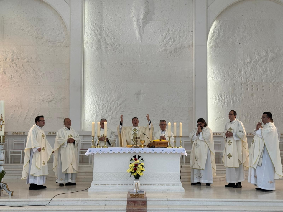 Dječji župni zborovi iz Murtera, Bilica, Knina i Šibenika nastupili na 'Zlatnoj harfi' u Udbini