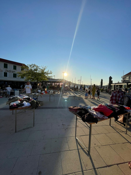 U Murteru održan humanitarni buvljak za Šibenske šape