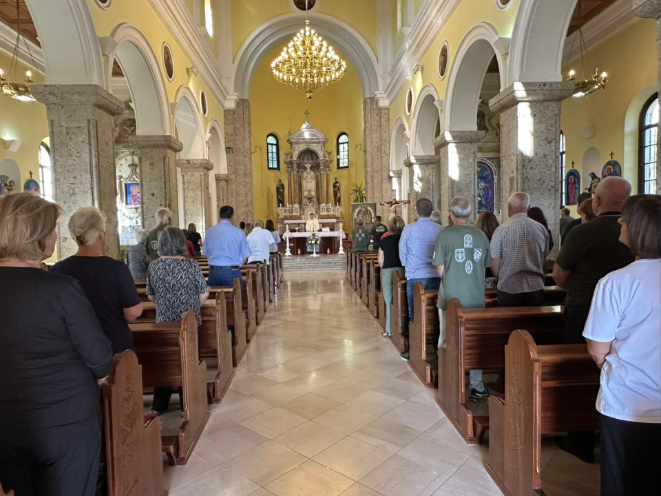 U Drnišu položeni vijenci i zapaljene svijeće
