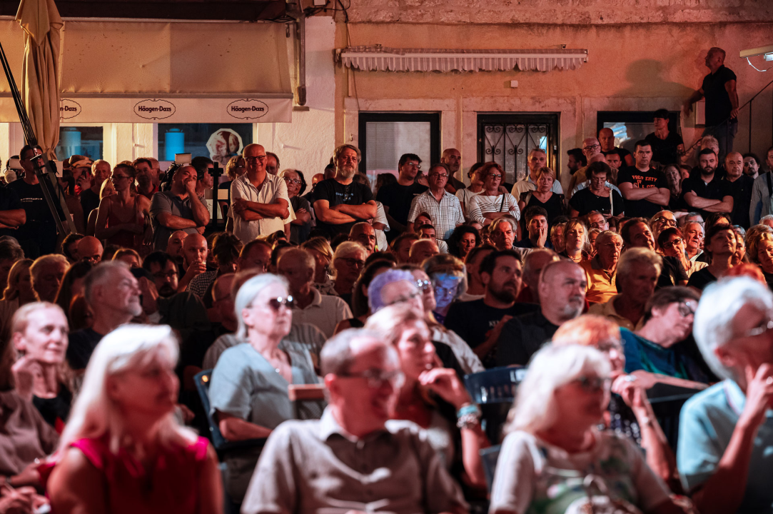 Uz dolazak predsjednika Milanovića i pojačane mjere osiguranja započeo drugi dan FALIŠ-a