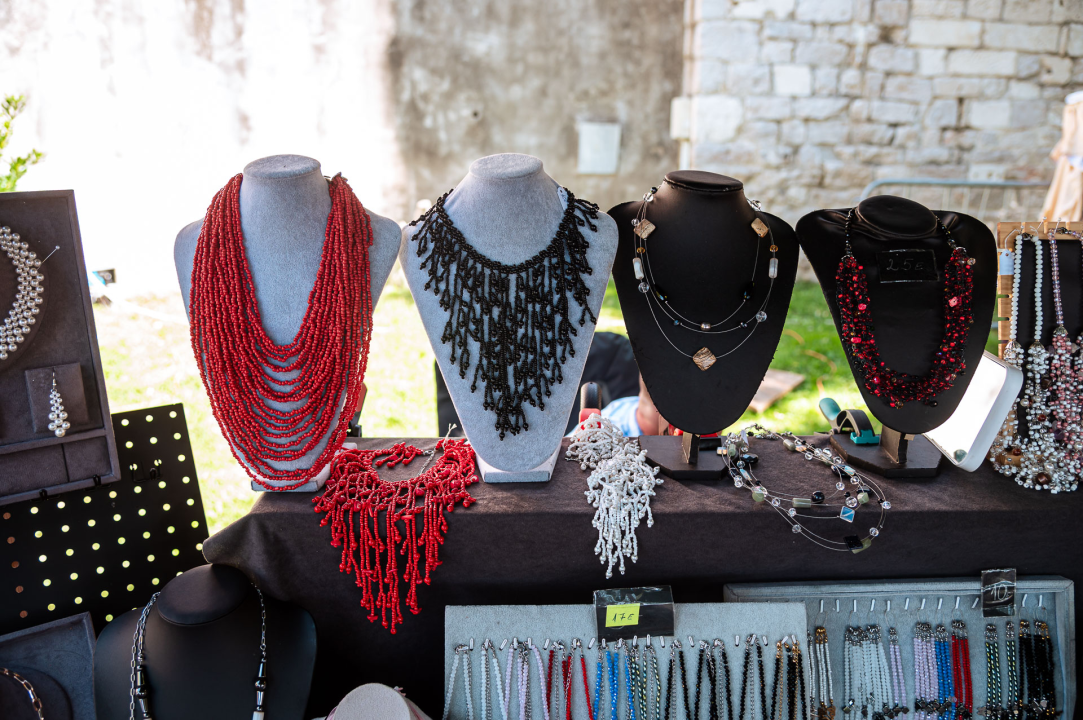 Otvoren 16. Srednjovjekovni sajam u Šibeniku: Nakon petogodišnje pauze vratio se na rivu u punom sjaju