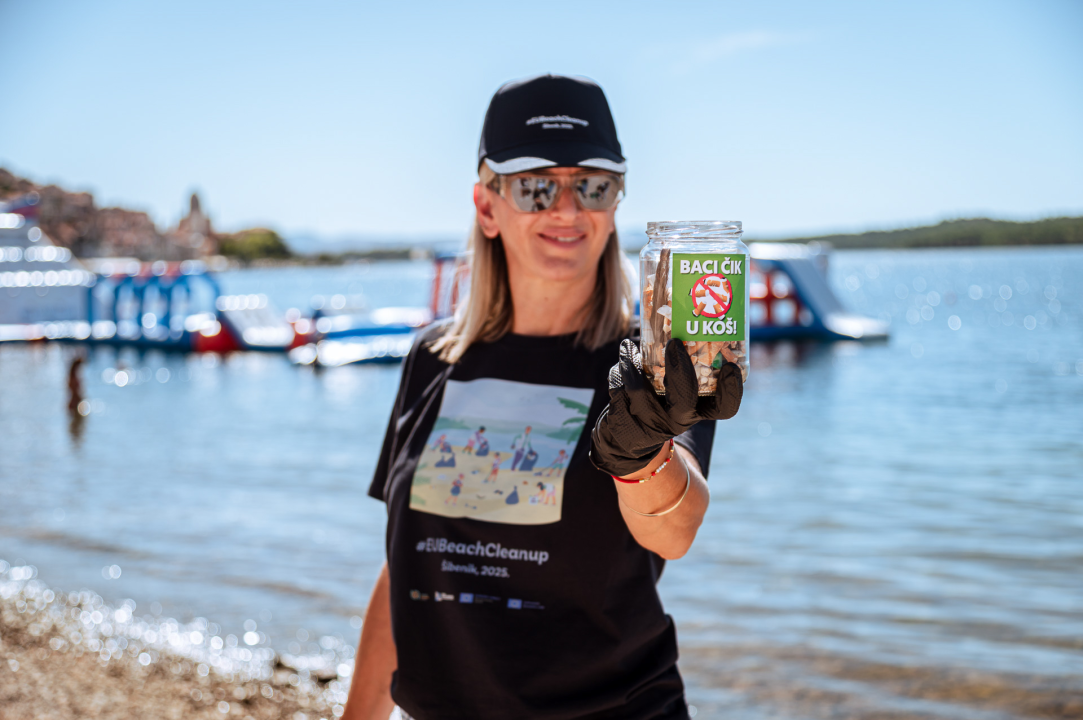 FOTO Šibenik danas pokazao svoje zeleno srce: Održana akcija EU Beach Cleanup 2025.