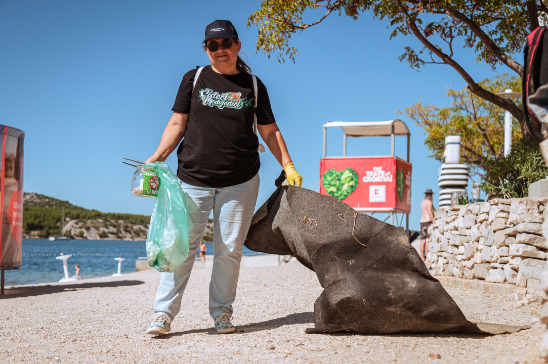 FOTO Šibenik danas pokazao svoje zeleno srce: Održana akcija EU Beach Cleanup 2025.