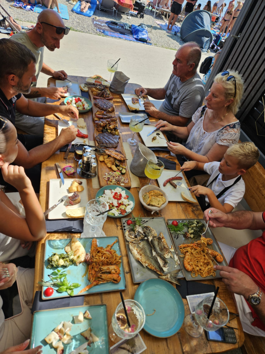 FOTO Posjetite Restoran Šarm, idealno mjesto za svako doba dana! 