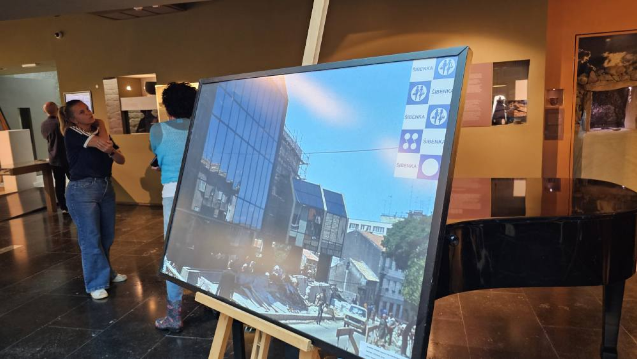 Predstavljana torbica 'Šibenka'