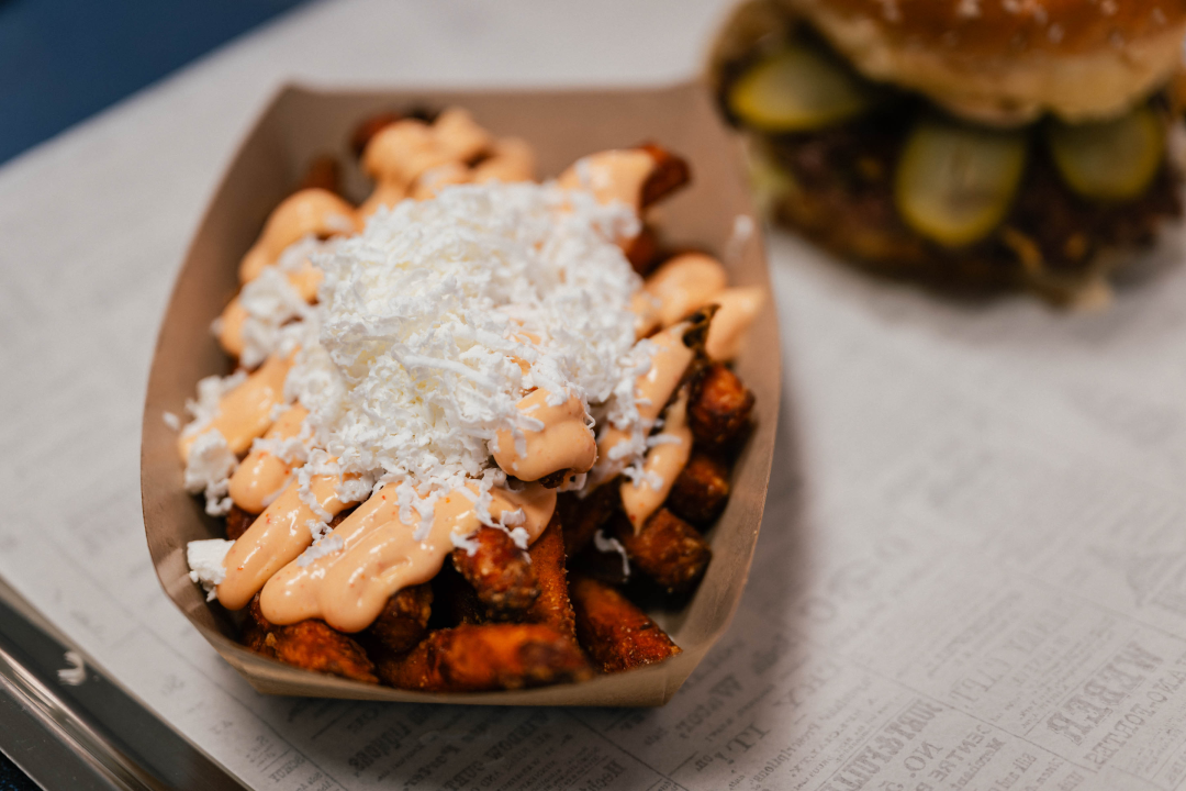 FOTO ŠIZZ je novi gastro 'hotspot' koji će osvojiti sve ljubitelje vrhunskih smash burgera!