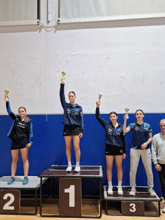 FOTO Dva treća mjesta u Varaždinu za šibenske stolnotenisačice