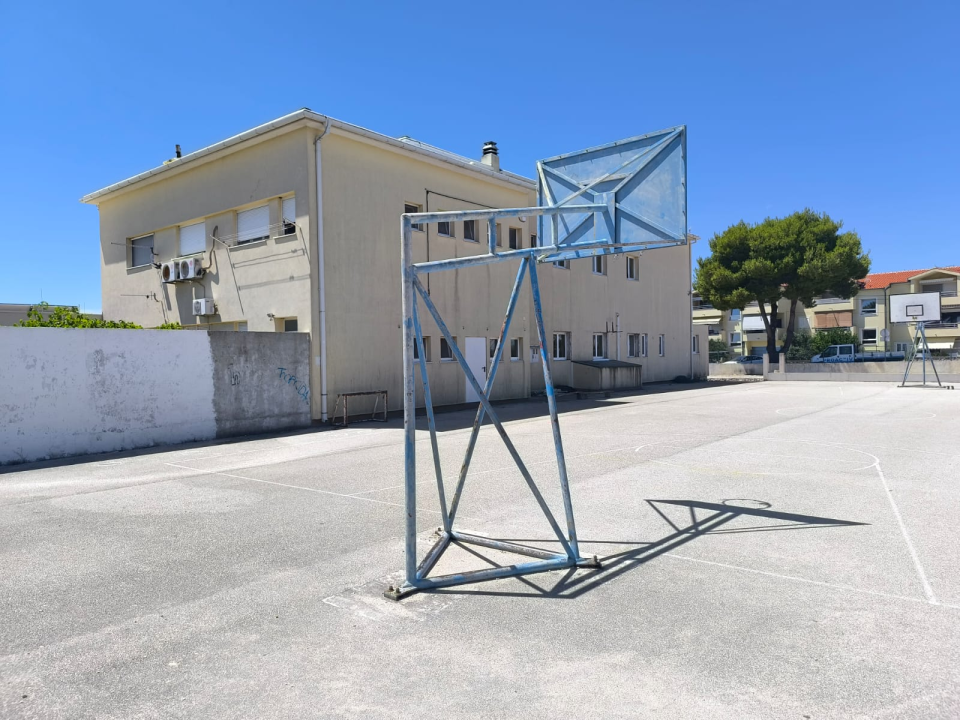 Radovi na tribunjskoj školi