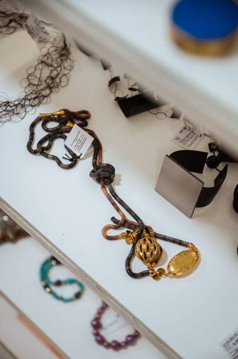 FOTO Uhvatite svoje zauvijek komade u outletu Igora Dobranića Galerije Juraj Dalmatinac!