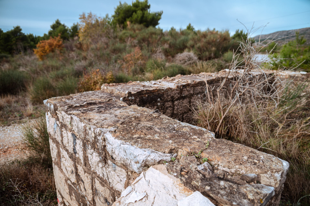 Nestao kamen s gusterne u Dubravi. Denis Škugor: 'Ovo nije sitnica, nego kulturni spomenik iz 1909. godine'