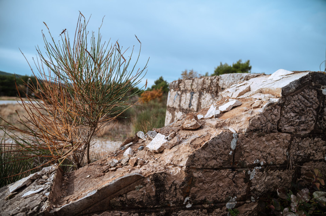Nestao kamen s gusterne u Dubravi. Denis Škugor: 'Ovo nije sitnica, nego kulturni spomenik iz 1909. godine'