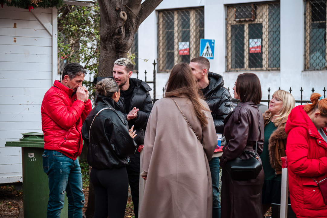 Badnjak u Šibeniku i ove godine uz savršeni soundtrack: Fenixi zapalili park