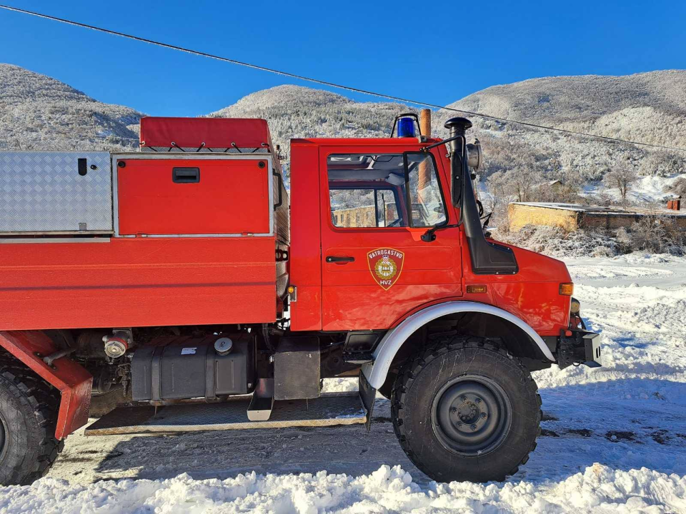 Vatrogasci saniraju posljedice nevremena