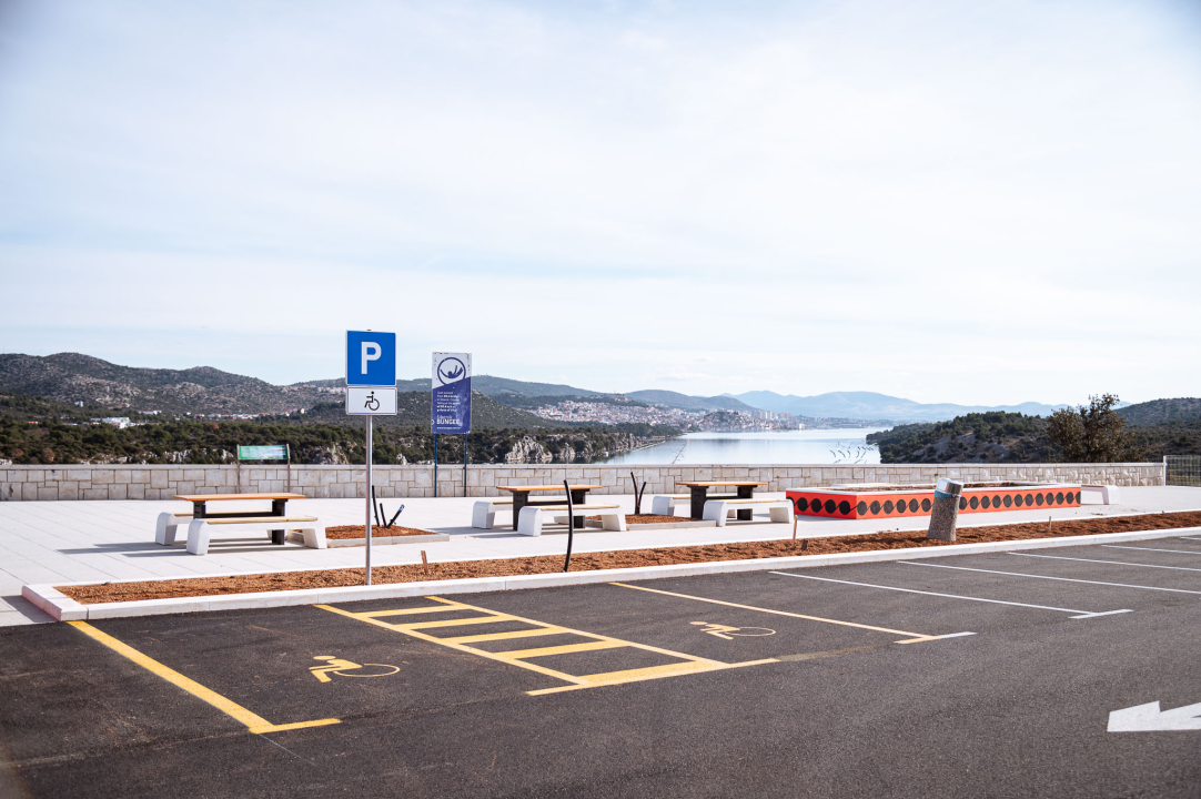 Pogled na Šibenik ljepši nego ikada: Novo odmorište kod Hotela Panorama uljepšalo ulaz u grad