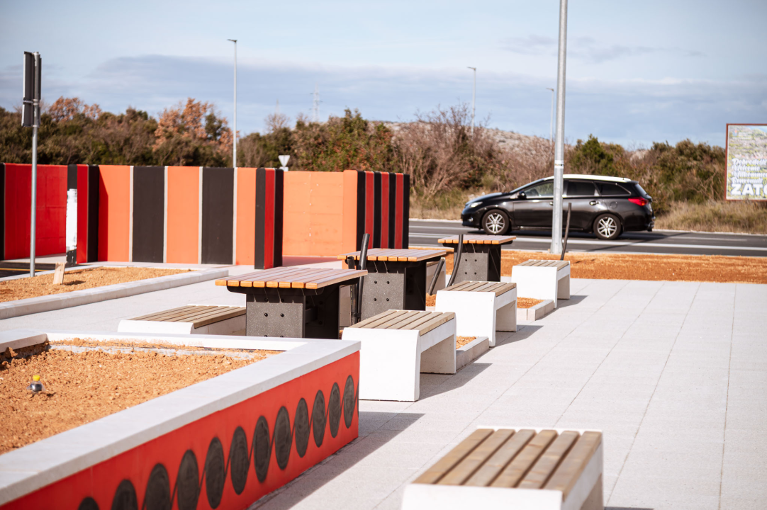 FOTO Odmorište na Šibenskom mostu ide u redizajn: 'Imali smo najbolju namjeru, a upali smo u navijački sukob'