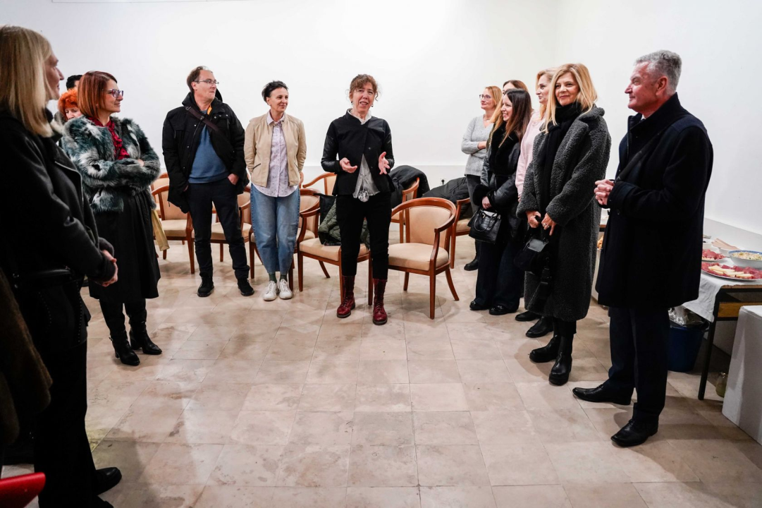 Zdenka Bilušić odlazi u mirovinu: Željko Burić uručio joj poklone i zahvalio na predanom radu