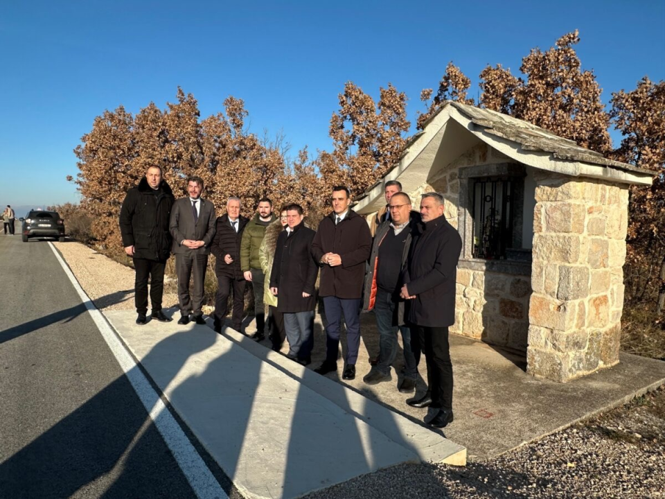 Minnistar Butković obišao novu prometnu infrastrukturu u Općini Promina
