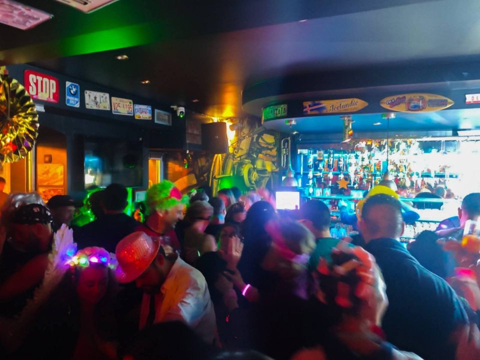 Cilo selo u pidžamama: Vodički pokladi počeli velikim partijem za sve generacije