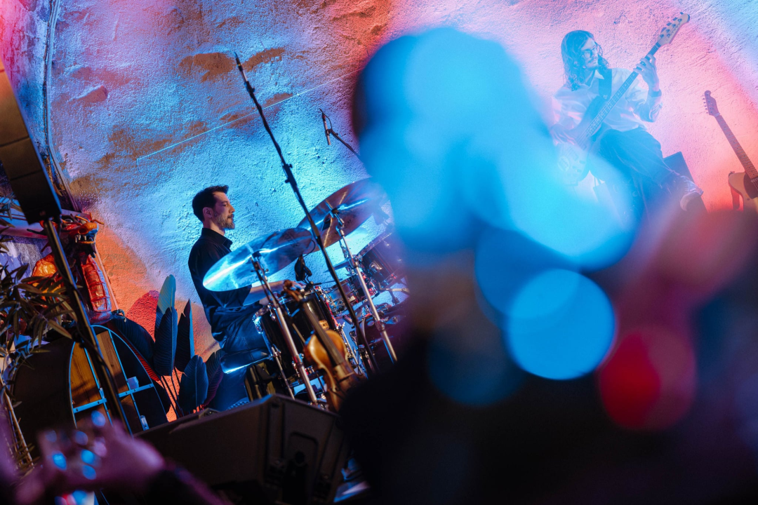 Šibenski trio Mantes predstavio svoj prvi album 'Šapat'